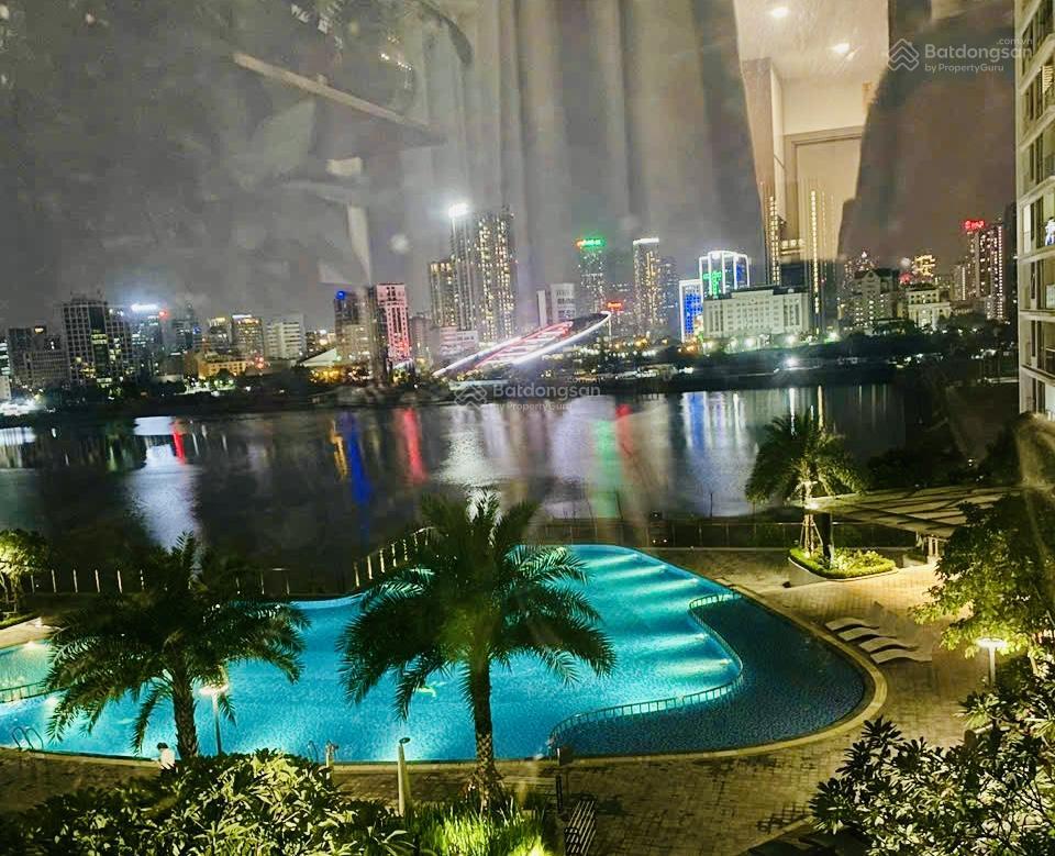 Pháp lý chuẩnccmg|giá tốt quá đúng 10,7tỷ 3pn vin skylake view hồ+bể bơi,hướng mát.sẵn sổ bán luôn