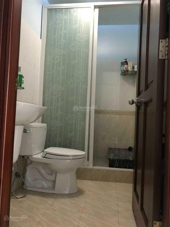 Cho thuê nguyên căn nhà 3 tầng, đặng thùy trâm, giá rẻ, 18 tr/tháng