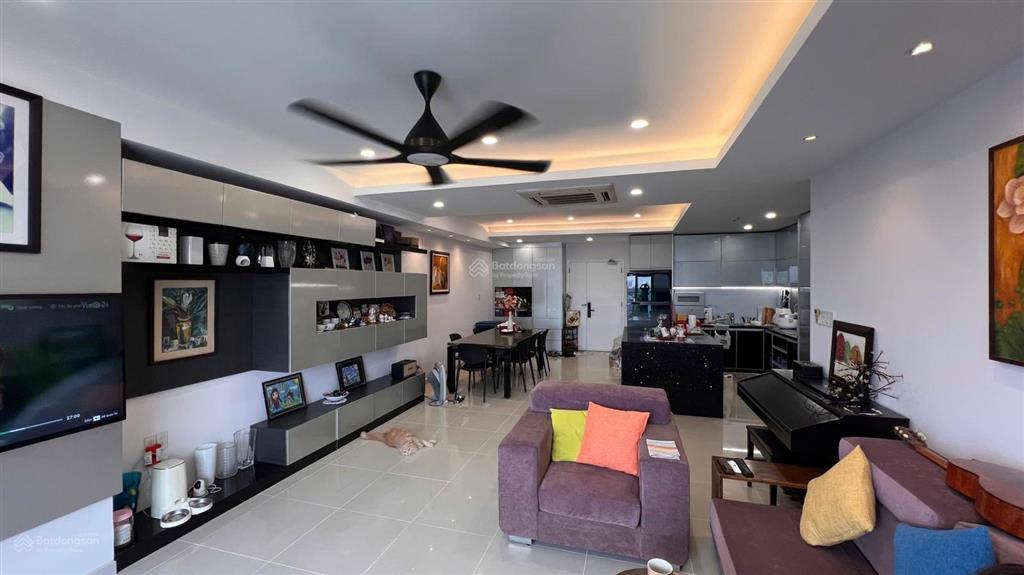 Bán cc 3pn + 2wc tại cao ốc satra  eximland, 11 tỷ, 145m2, phú nhuận
