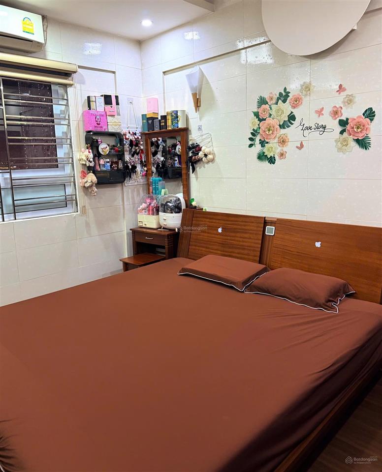 Bán căn hộ văn khê nhà hoàn thiện đẹp . giá 4.95 tỷ.   0912 333 ***