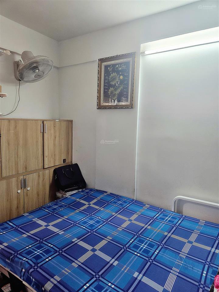 Bán căn ehome 4 giá 1,3 tỷ thương lượng tầng 1, sổ sẵn tại nhà, nội thất đầy đủ.