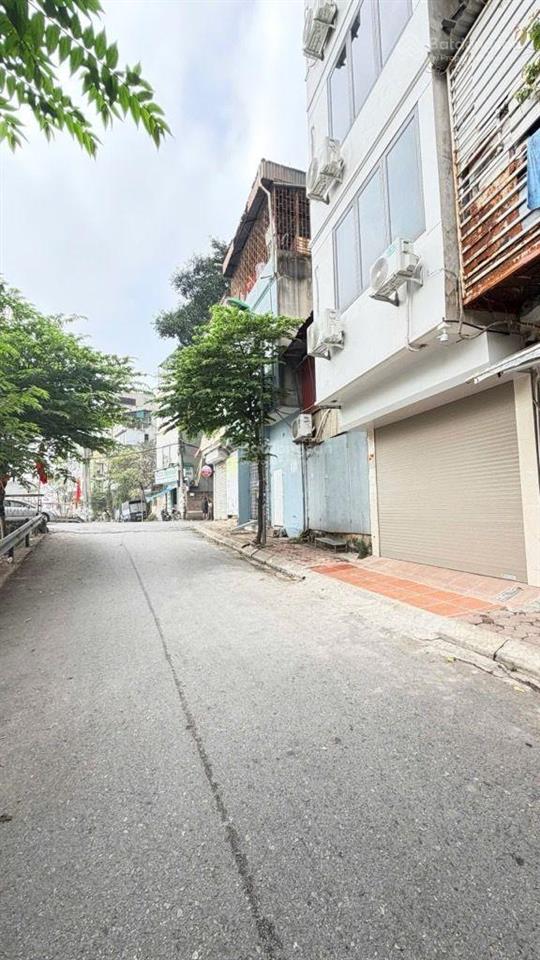 Bán nhà ngay quận ủy hoàng mai  ô tô trong nhà  ngõ nông  nhà đẹp diện tích 38m2 5 tầng giá tố