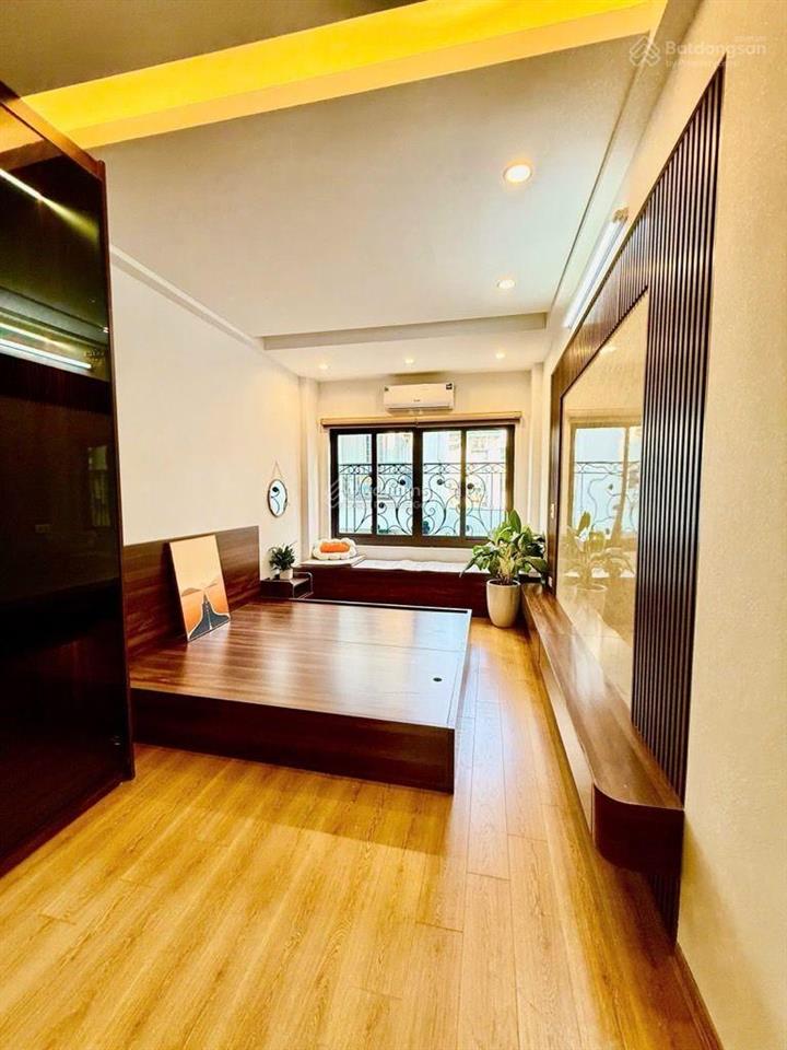 Bán nhà ngay quận ủy hoàng mai  ô tô trong nhà  ngõ nông  nhà đẹp diện tích 38m2 5 tầng giá tố