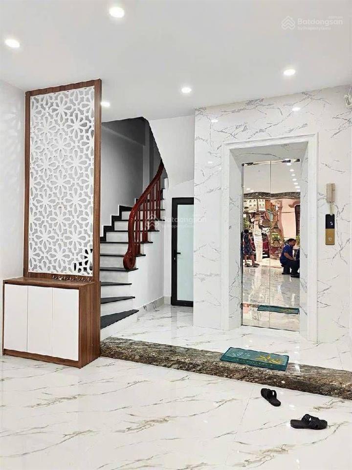 Bán nhà phố đại la diện tích 50m2 6 tầng thang máy gần phố .tổng 9 phòng khép kín doanh thu tốt.