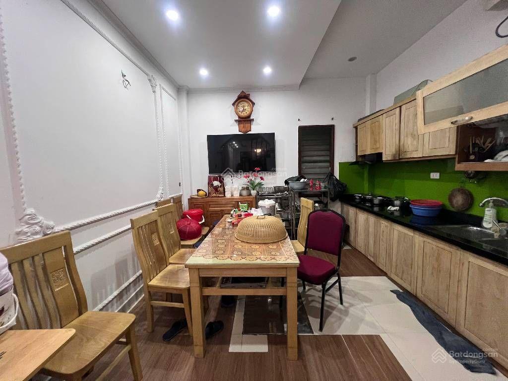 Bán nhà phố tô hiến thành diện tích 50.5m2 4 tầng ở luôn giá tốt 0949 135 ***.