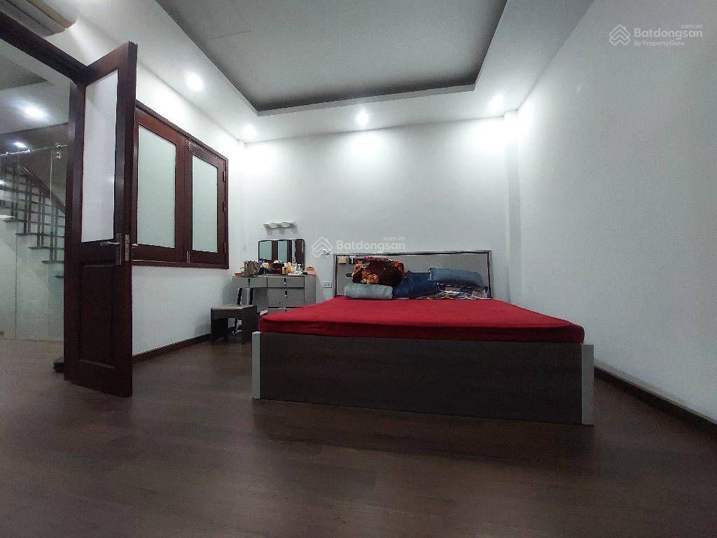 Bán nhà khu trung tâm hai bà trưng khu vực nhiều trường đại học ,gần phố giải phóng, phố vọng ,lê t