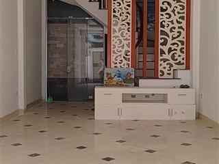 Gia đình cần bán nhà gần phố tam trinh diện tích 44,5m2 xây dựng 5 tầng ô tô vào nhà gần vành đai 3