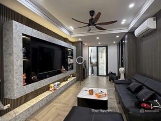 Bán nhà gần phố lô góc thoáng sáng ô tô nhỏ đỗ cửa full nội thất về ở ngay gần lò đúc  ki