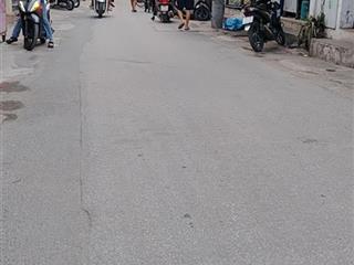 Bán đất phố yên duyên diện tích 70m2 ngõ ô tô thông ,gần đường vành đai, gần phố tam trinh đi lại
