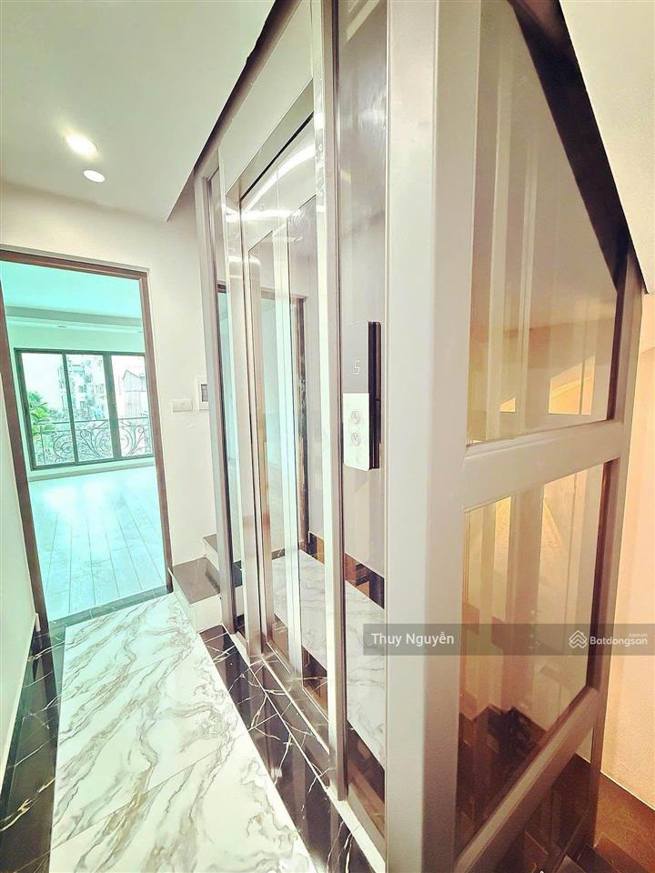 Bán nhà phố giải phóng diện tích 38m² xây 6 tầng thang máy nhà đẹp vị trí đẹp giá tốt khu vực.