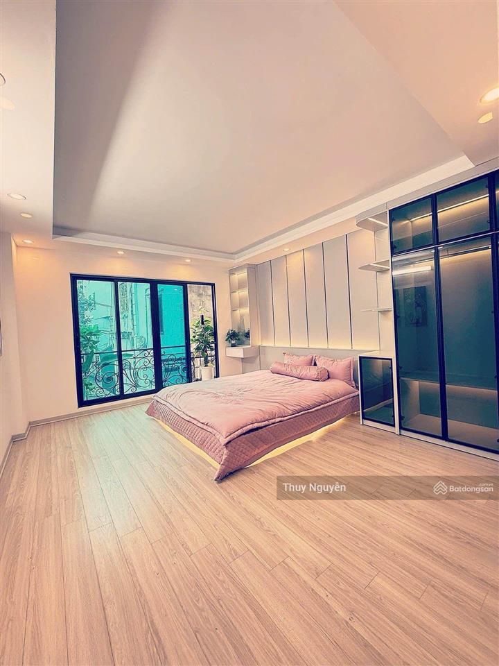 Bán nhà phố giải phóng diện tích 38m² xây 6 tầng thang máy nhà đẹp vị trí đẹp giá tốt khu vực.