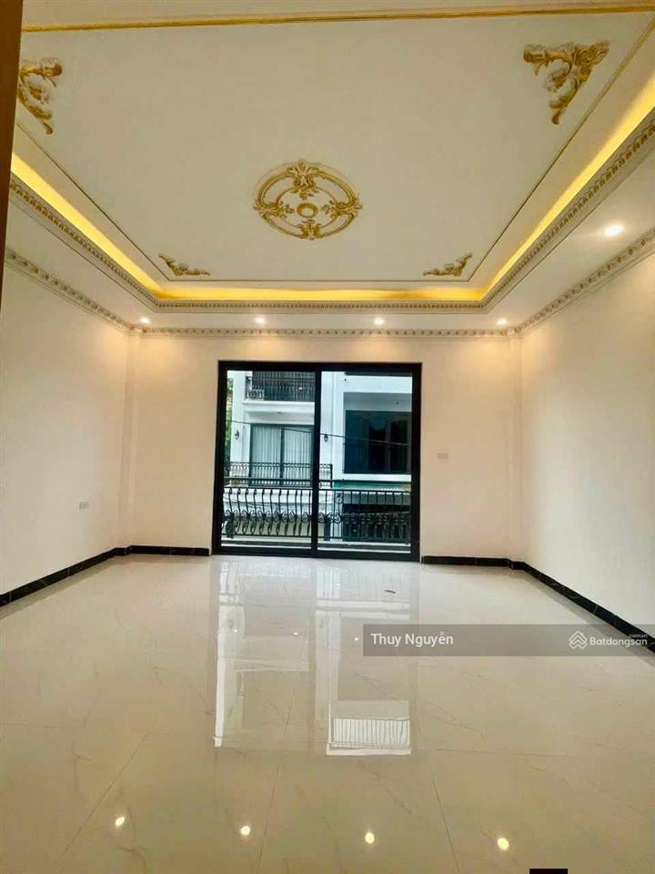 Siêu phẩm gần quận ủy hoàng mai 6 tầng thang máy 2 mặt thoáng tương lai ra mặt phố