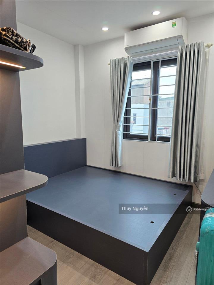 Ô tô 7 chỗ qua nhà kinh doanh đỉnh thang máy xịn nhà mới đẹp thoáng trước sau gần hồ đ