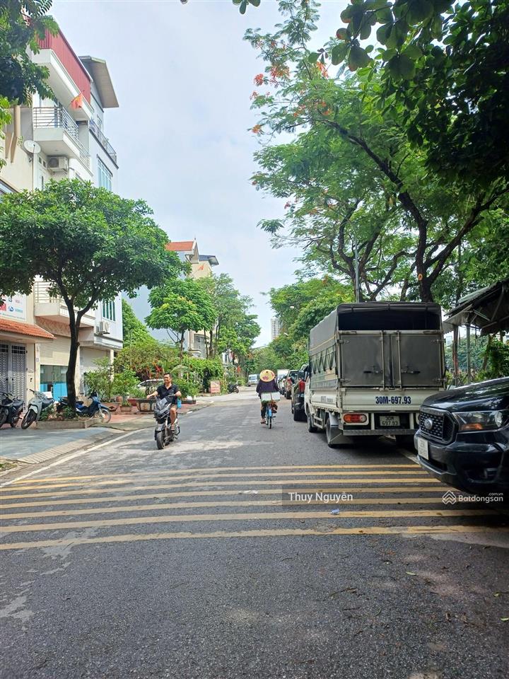 Bán đất đẹp hàng xóm gamuda view hồ chỉ hơn 6 tỷ 0949 135 ***. 50.5m sổ vuông không