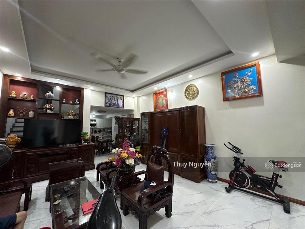 Mặt phố yên duyên  gần tam trinh diện tích 55.5m2 x 5 tầng  kinh doanh đỉnh