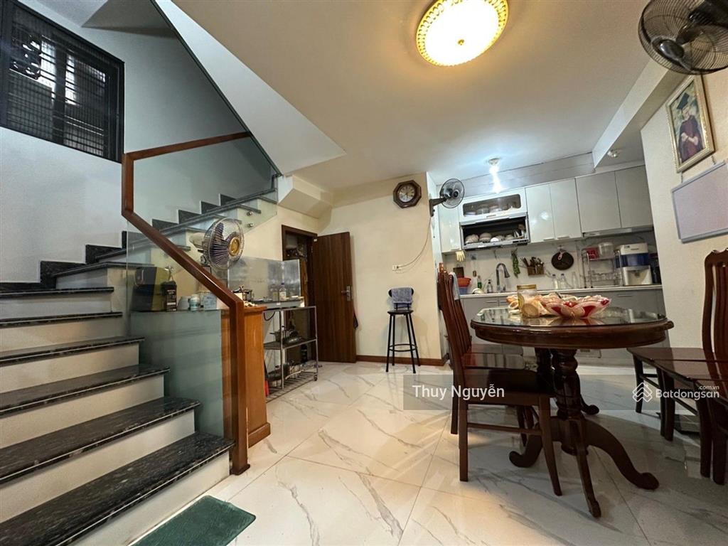 Mặt phố yên duyên  gần tam trinh diện tích 55.5m2 x 5 tầng  kinh doanh đỉnh