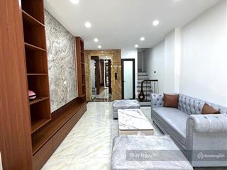 Bán nhà phố đại từ đối diện hồ đại từ nhà đẹp thang máy ô tô chỉ hơn 10 tỷ 0949 135 ***.