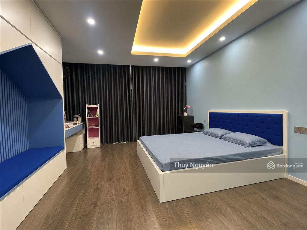 Bán nhà phố yên duyên gần gamuda diện tích 55.5m2 xây dựng 5 tầng thang máy gia đình thiện chí bán.