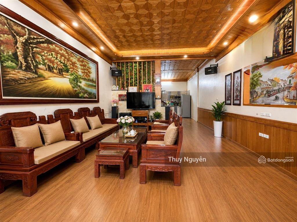 Chính chủ bán nhà phố tây trà dt 90m2 4 tầng vỉa hè rộng 3 ô tô tránh nhau. nhà ở luôn kinh doanh