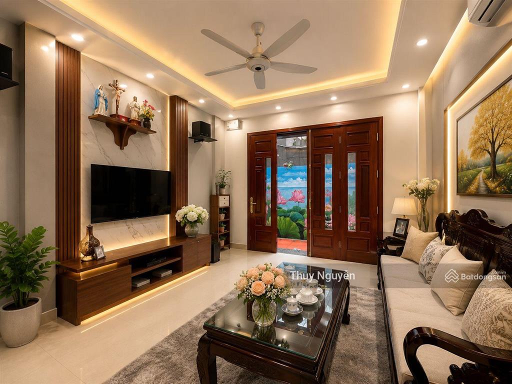 Bán siêu phẩm gần tam trinh nhà tự xây móng 7 tầng, 2 thoáng gần ô tô  gần vành đai đi lại