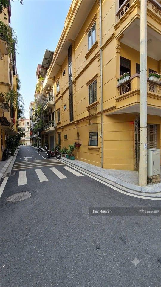 Bán nhà phân lô ô tô tránh vỉa hè kinh doanh ngõ thông phố tam trinh. 0949 135 ***