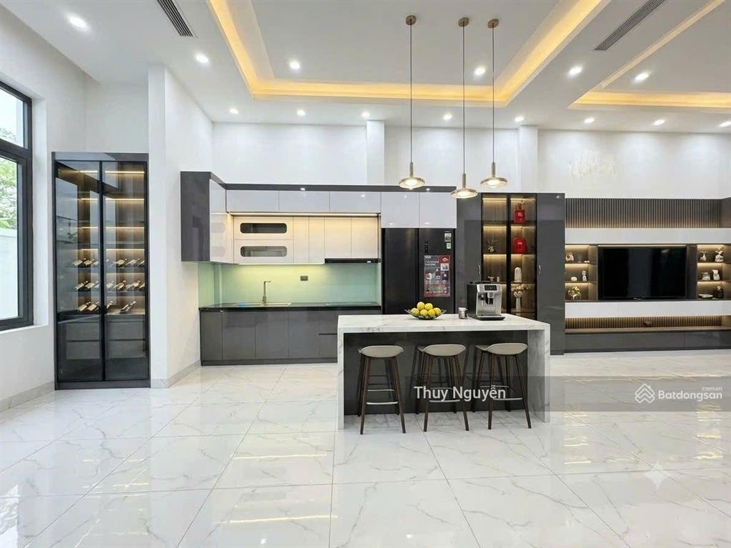 Chính chủ bán nhà siêu đẹp phố bạch mai ngõ thông kinh doanh 35m 5 tầng giá 10 tỷ