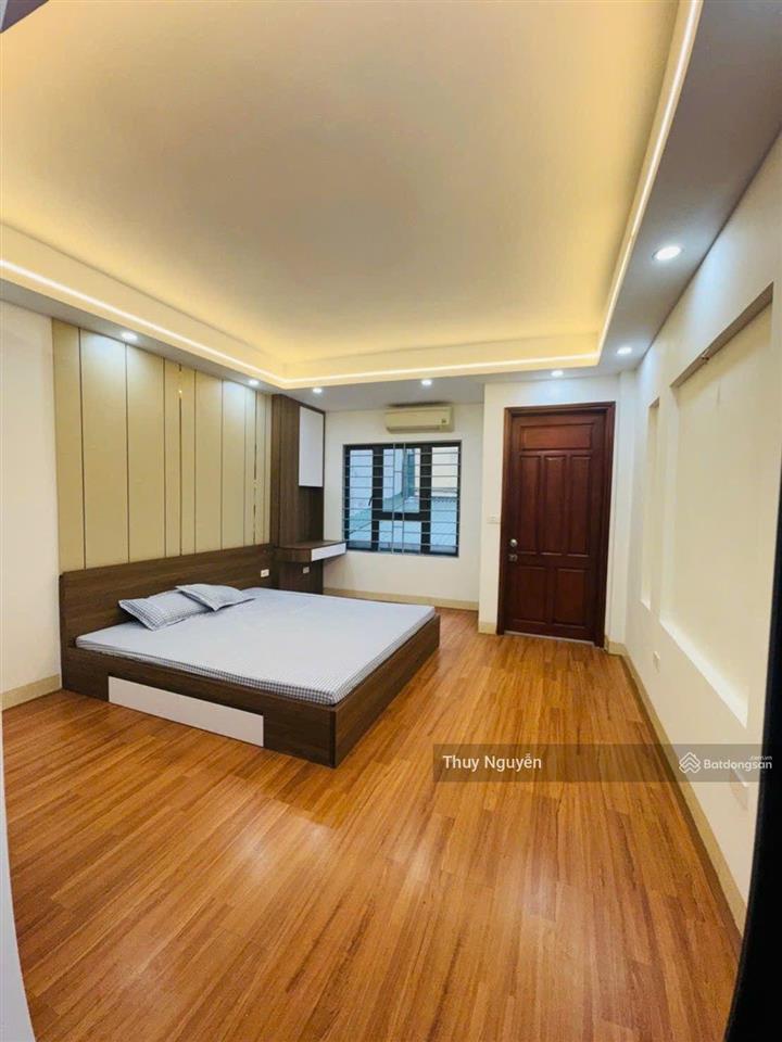 Bán nhà phố lĩnh nam nhà mới đẹp kính kong 3 bước ra trục chính ô tô gần nhà 6.9 tỷ