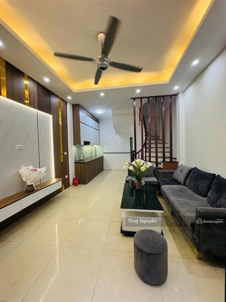 Bán nhà phố lĩnh nam nhà mới đẹp kính kong 3 bước ra trục chính ô tô gần nhà 6.9 tỷ