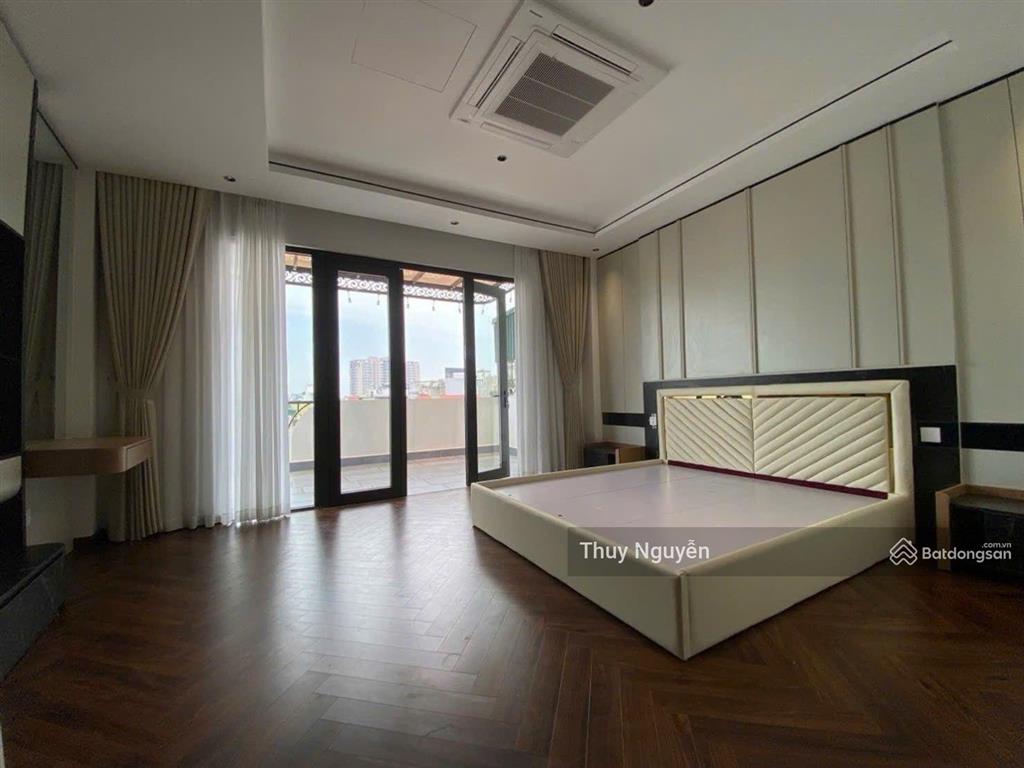 Mặt phố yên duyên 40,5m 5 tầng thang máy 14,3 tỷ mặt phố kinh doanh thang máy