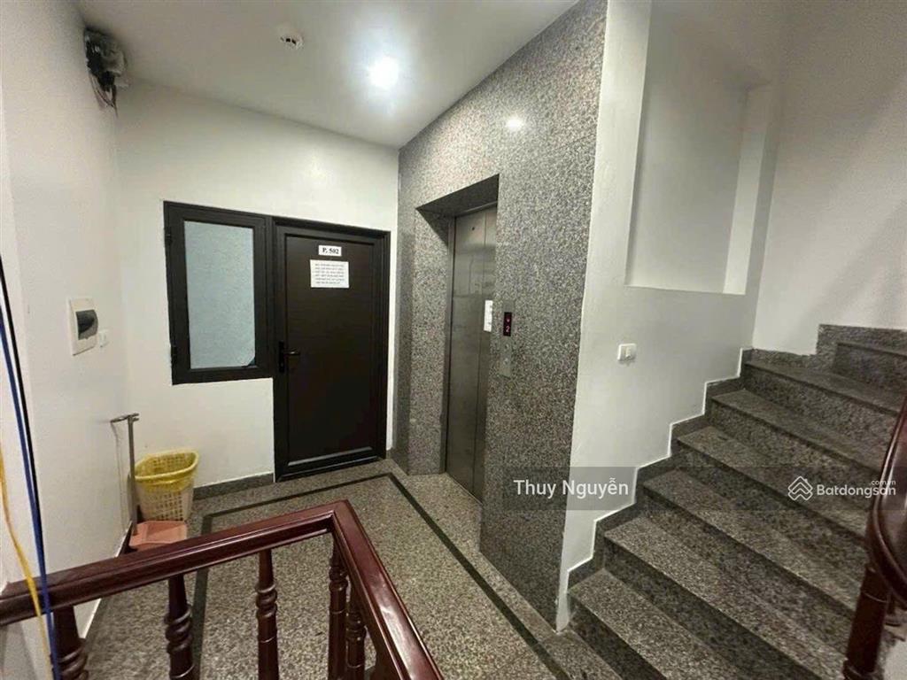 Bán nhà phố yên duyên diên tích 53.5m2 xây 5 tầng thang máy mới tinh giá tốt 0949 135 ***