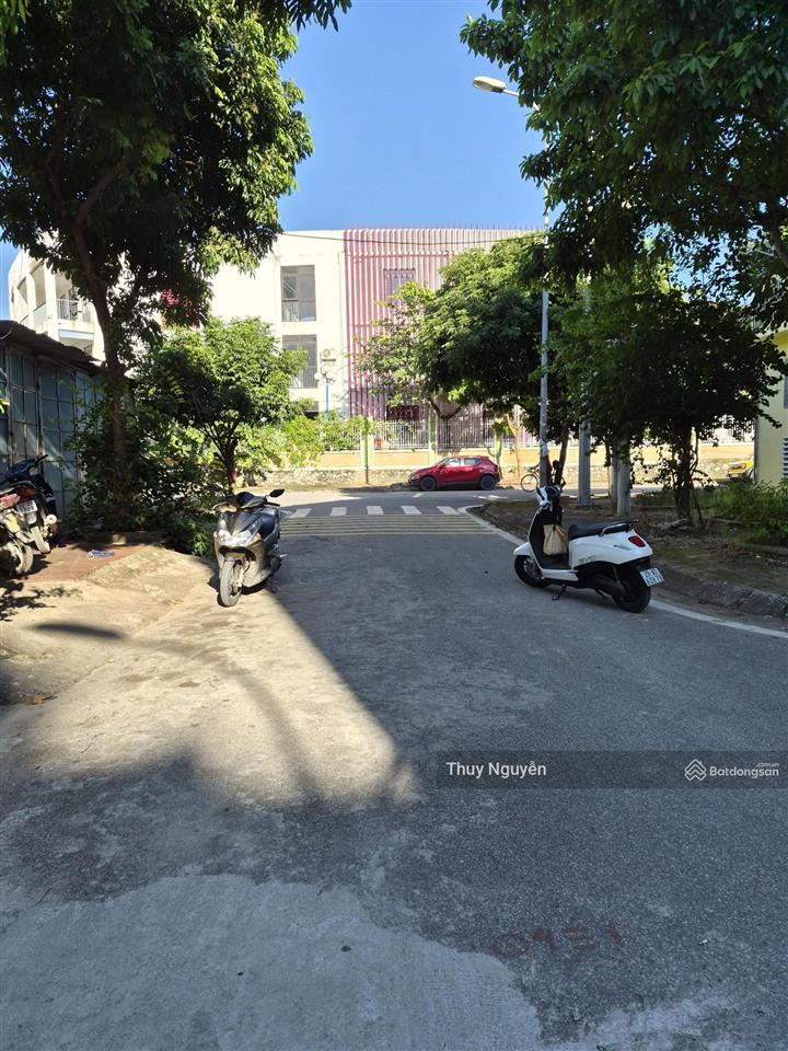 Chính chủ cần bán lô đất khu đô thị minh quang .lô đất đẹp 2 măt tiền .diện tích 145m2 măt tiển rộn