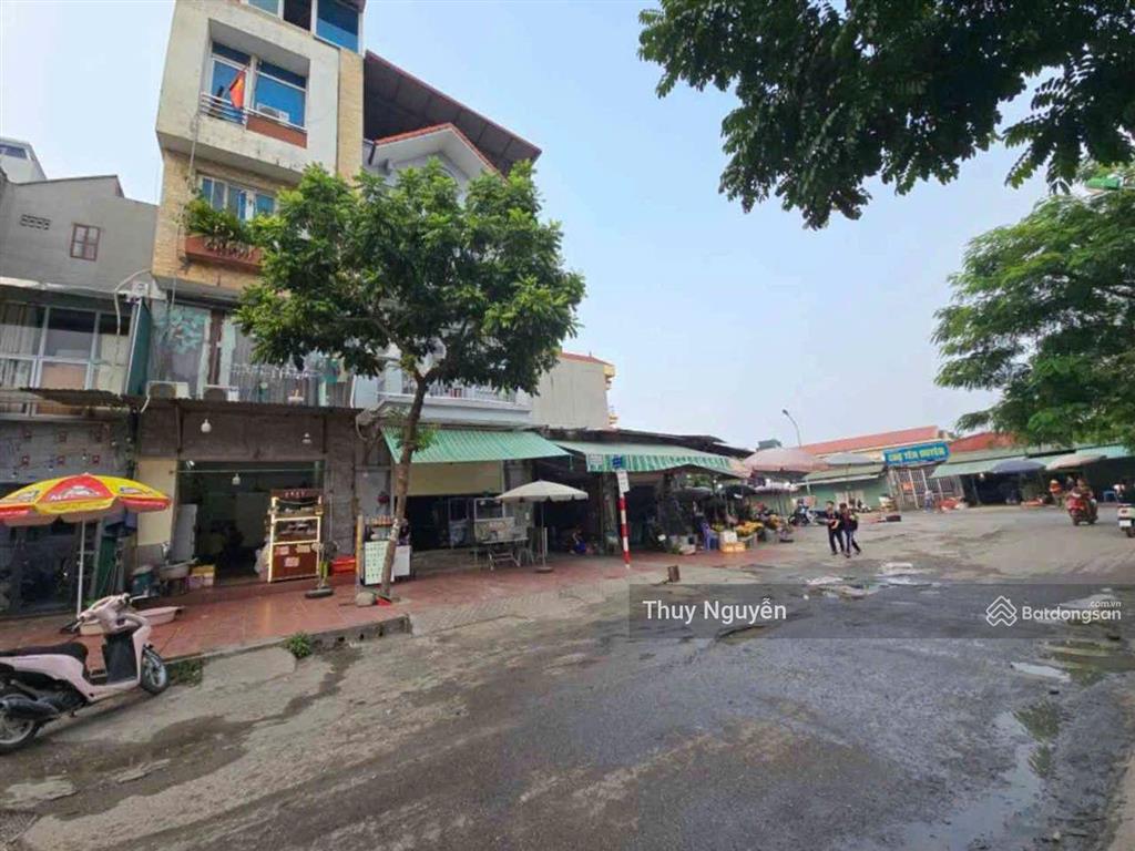 Chính chủ bán nhà phân lô vip vỉa hè 2 bên ô tô 45 chỗ đỗ cửa kinh doanh sầm uất khu tái định cư