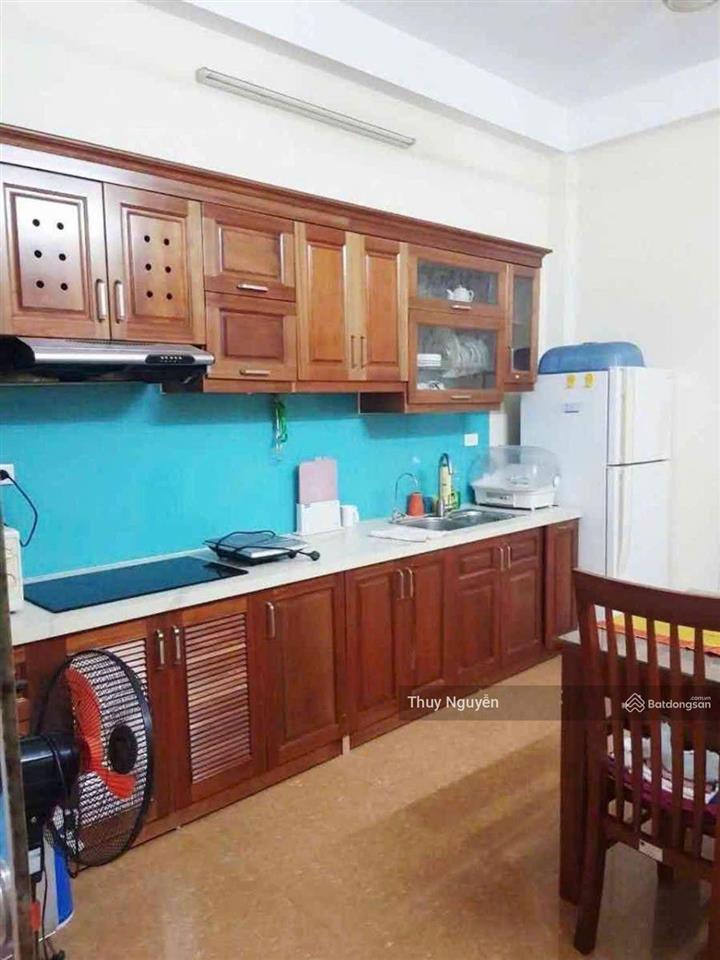 Bán nhà phố tam trinh diên tích 32m2 xây 4 tầng giá 5.9 tỷ .vị trí đẹp gần cầu minh khai giáp ranh