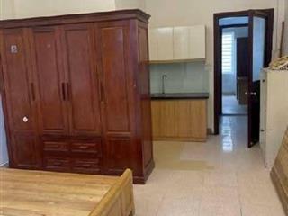 Bán nhà trung tâm quận  siêu phẩm đẹp hai bà  lô góc thoáng  sổ đỏ nở hậu  6 tầng  9 phòng