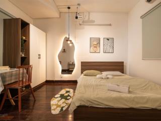 1pn  tách bếp  phòng chill  40m2  full nội thất  hẻm oto  chỉ 7.x tr