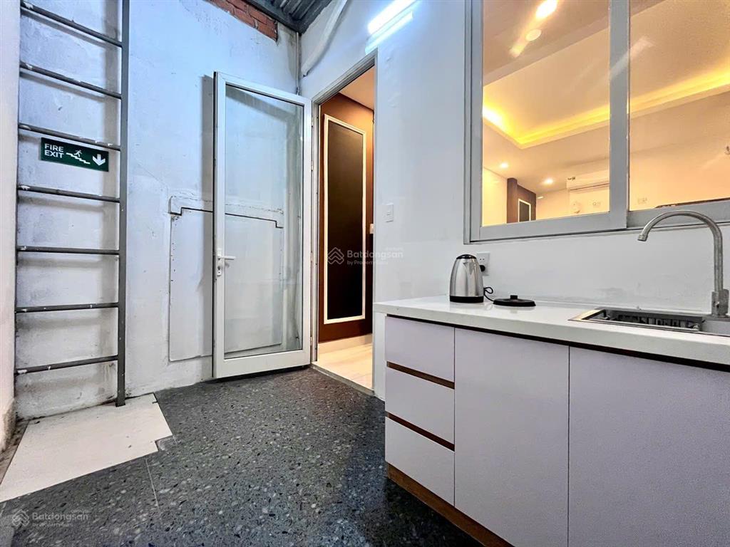 1pn  tách bếp  full nội thất mới  không gian chill  ngay vạn hạnh mall  chỉ 8tr