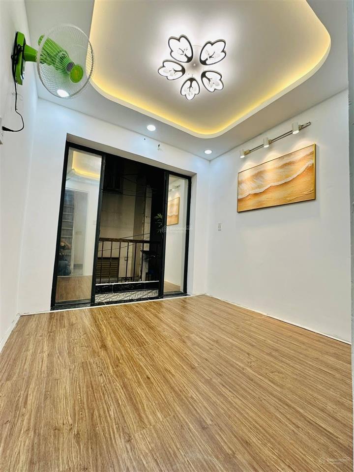 Hiếm, giá tốt  hẻm ô tô tránh  nguyễn kim quận 10  ngang 3.5m  35m²  chỉ 6.x tỷ.