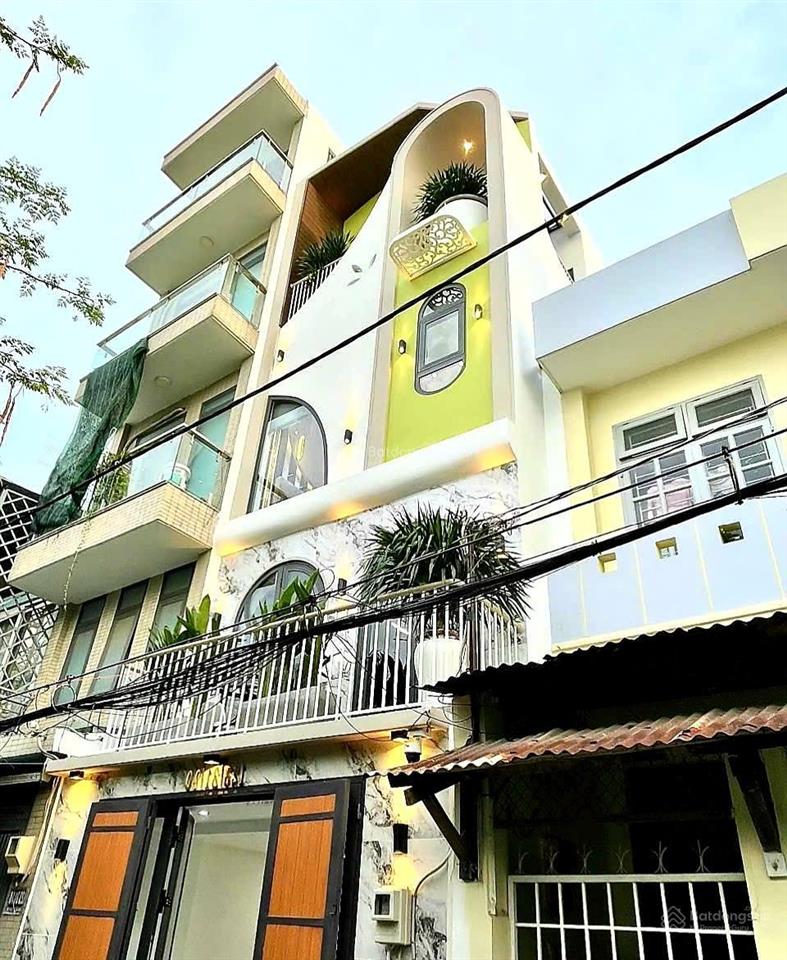 Giá tốt  hẻm oto tránh  vĩnh viễn quận 10  ngang 3.5m  35m2  chỉ 6.x tỷ.