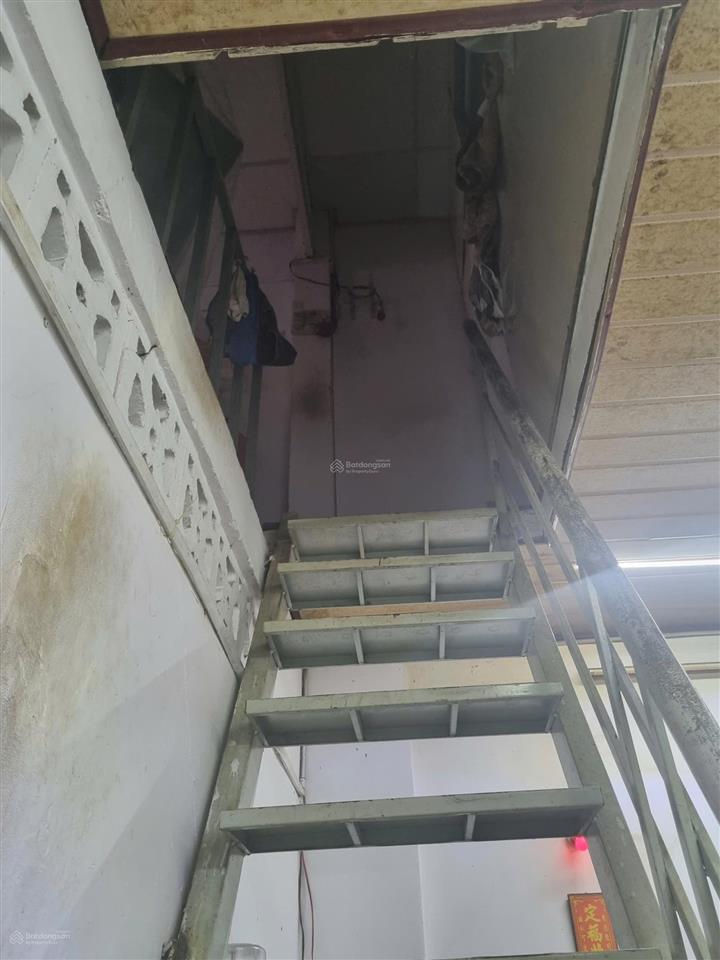 Hẻm oto 6m  nhật tảo quận 10  ngang 3.5m  35m2  chỉ 6.x tỷ.