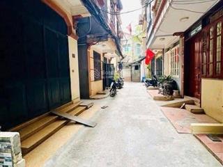 Giảm chào 500 triệu nhà đẹp trung tâm ngọc thụy  42m2  4 tầng  full nt  dân xây chắc chắn