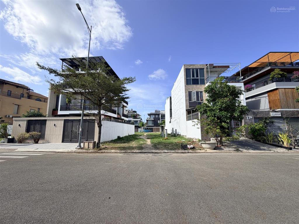 Lô biệt thự mỹ gia gói 3, dt 204.88m² hướng nam. chỉ 62 triệu/m2