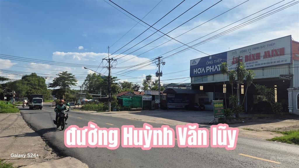Cần bán gấp lô đất 3 mặt đường cực đẹp cách kcn vsip 2 chỉ 400m