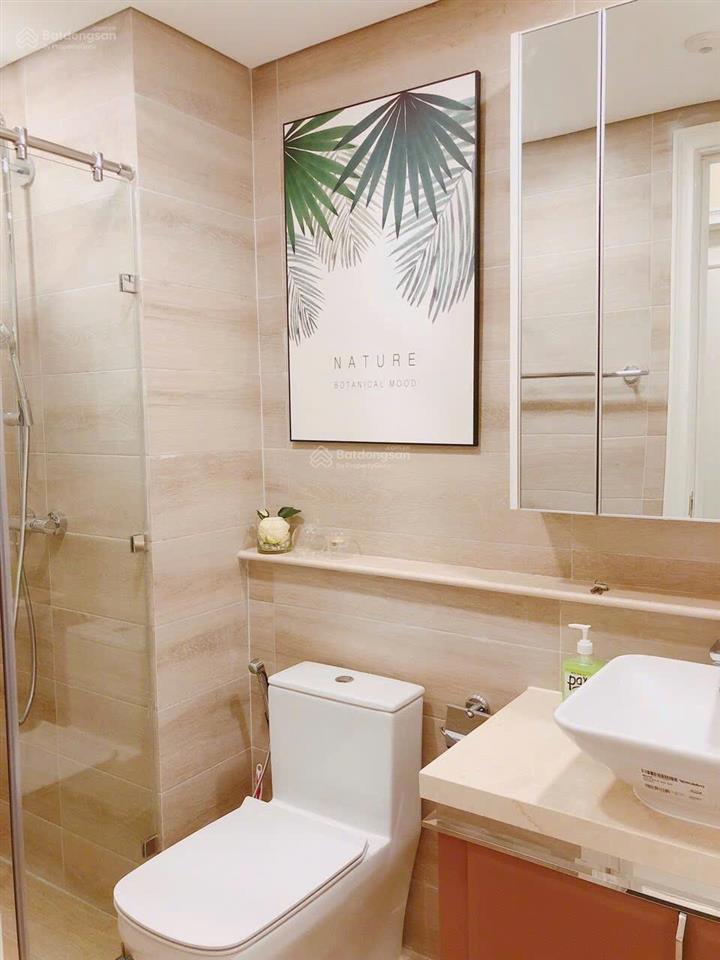 Căn hộ cao cấp cho thuê tại vinhomes golden river ba son quận 1 trung tâm thành phố.  thắng võ