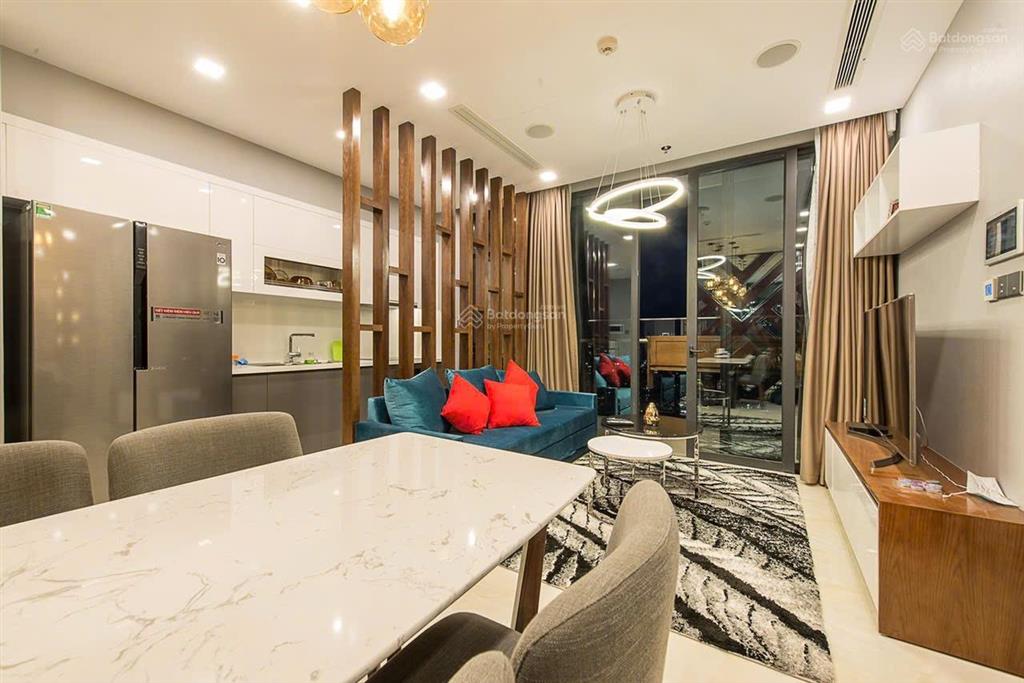 Căn hộ cao cấp cho thuê tại vinhomes golden river ba son quận 1 trung tâm thành phố.  thắng võ