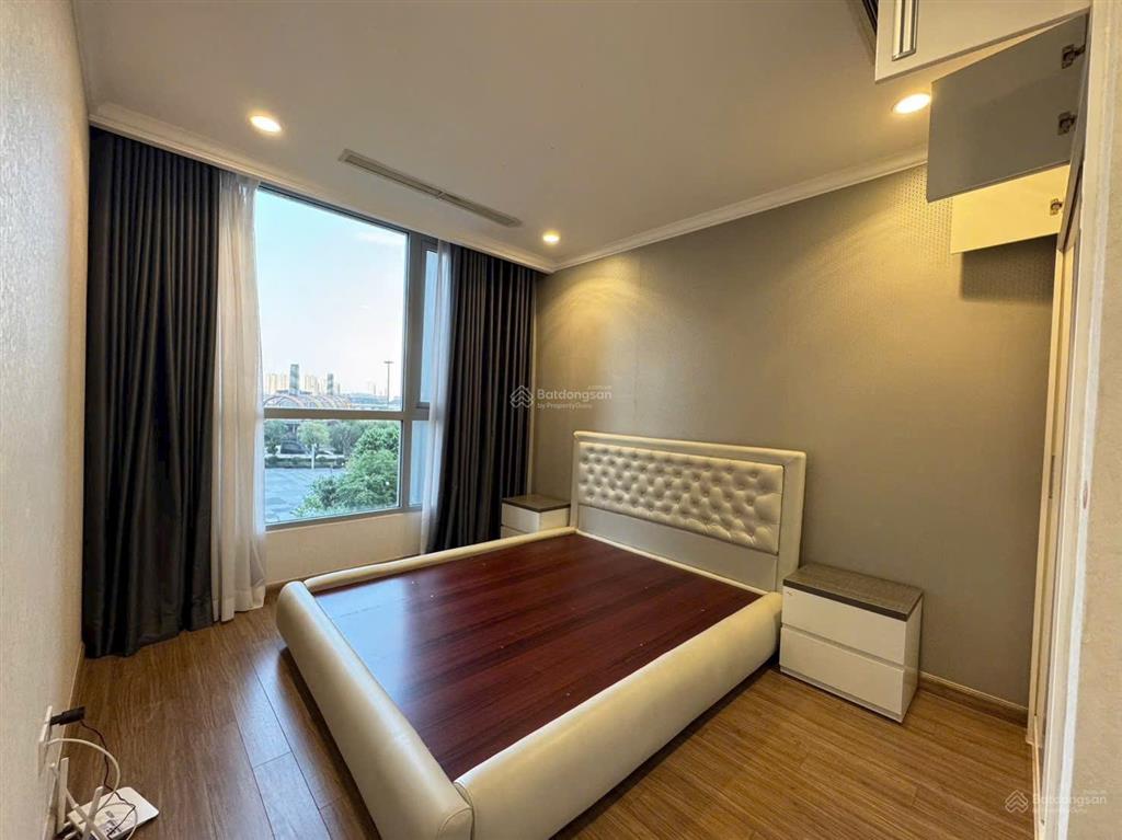 Nắm nhiều căn hộ cho thuê tại vinhomes central park, landmark81.  0869 730 *** thắng võ