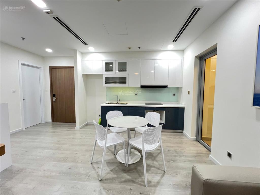 Căn hộ chung cư cho thuê tại vinhomes central park, quận1 25 triệu, 80m2, 2pn, 2wc, chính chủ hot!