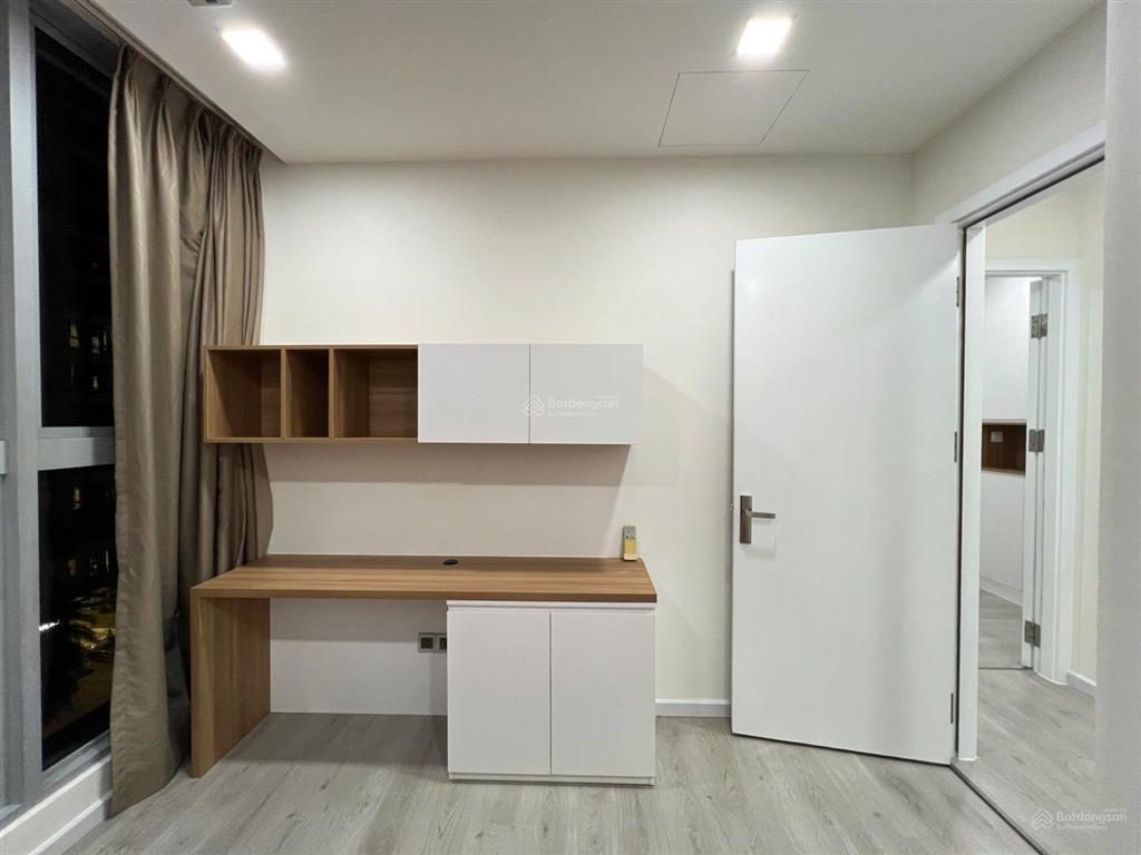 Căn hộ chung cư cho thuê tại vinhomes central park, quận1 25 triệu, 80m2, 2pn, 2wc, chính chủ hot!