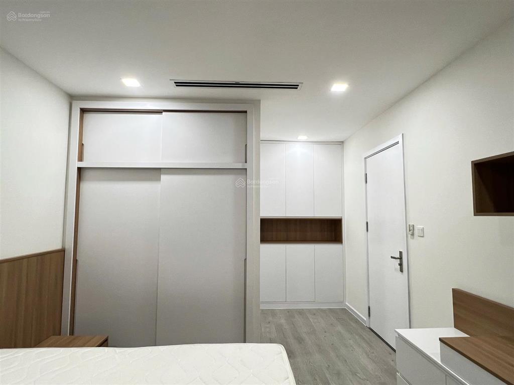 Căn hộ chung cư cho thuê tại vinhomes central park, quận1 25 triệu, 80m2, 2pn, 2wc, chính chủ hot!