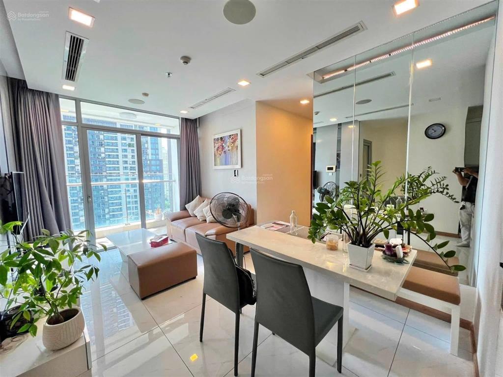 Cho thuê căn hộ 2pn, 2wc, 80m2 tại vinhomes central park, 23 triệu vnd