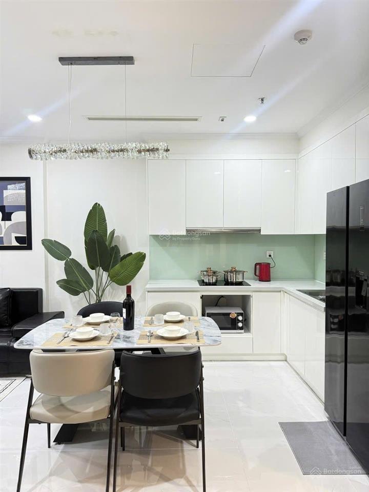 Căn hộ nội thất đẹp landmark 3 cần cho thuê gấp trong tháng. landmark 81. quận 1. 0869 730 ***